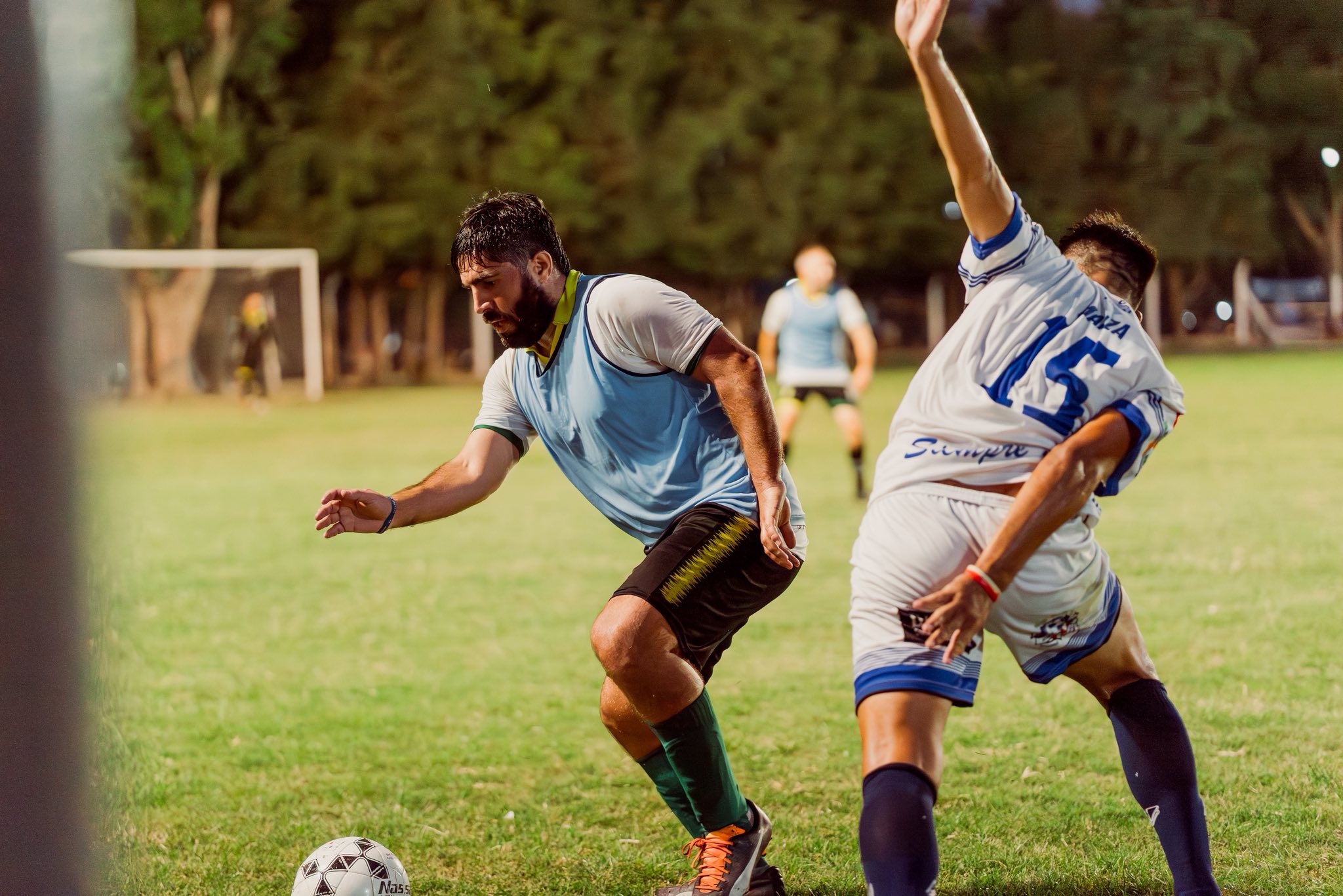 Noche de "siete bravos" en la Copa Funes: tres goleadas idénticas ponen fuego a la definición del torneo